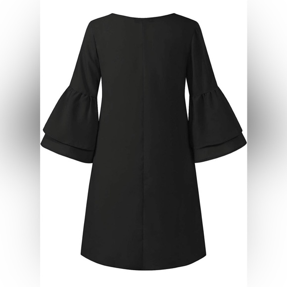 Women's V-neck Dress with Tiered Bell 3/4 Sleeves XXL - Picture 4 of 16